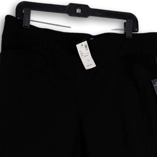 NWT Womens Black Elastic Waist Pull-On Floating Rivets Capri Pants Size 16 image number 3