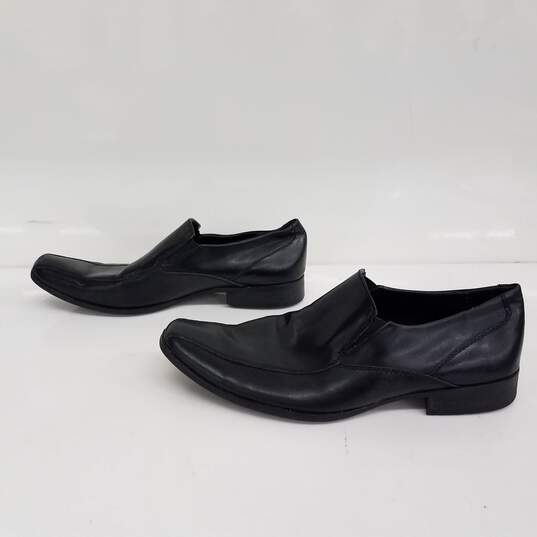 Calvin Klein Black Dress Shoes Size 9M image number 2