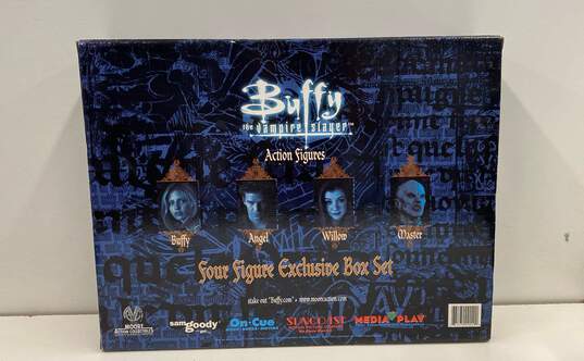 Buffy The Vampire Slayer Four 4 Figure Exclusive Box Set 6" Action Figures Moore image number 2