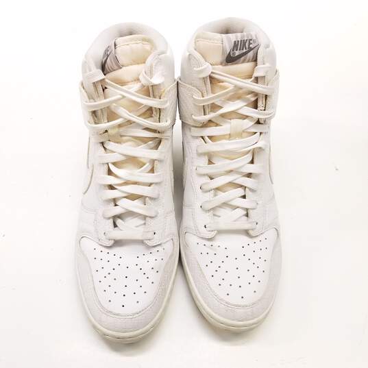 Nike Dunk Sky High White Croc Print Sneakers 528899-105 Size 9.5 image number 5