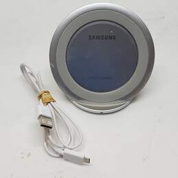 Samsung Fast Charge Wireless Phone Charger Model EP-NG930 Untested