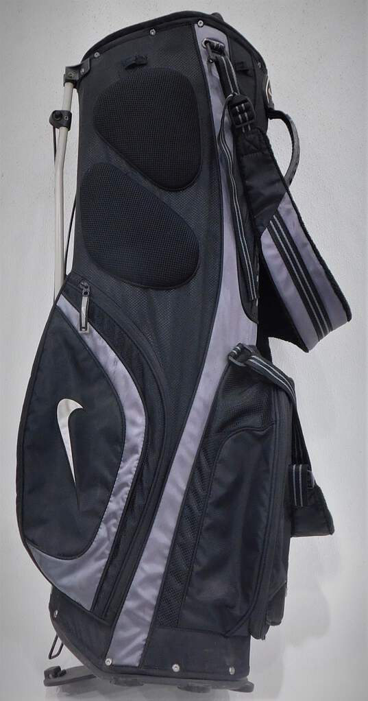 Nike Xtreme Sport Stand Golf Bag 8 Way Dual Straps image number 2