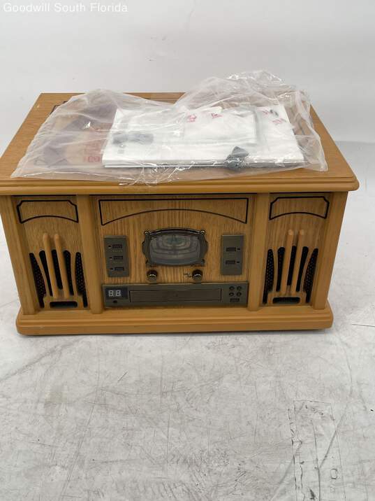 Philco Brown Wood Stereo Turntable Record & CD Cassette Player Not Tested image number 2