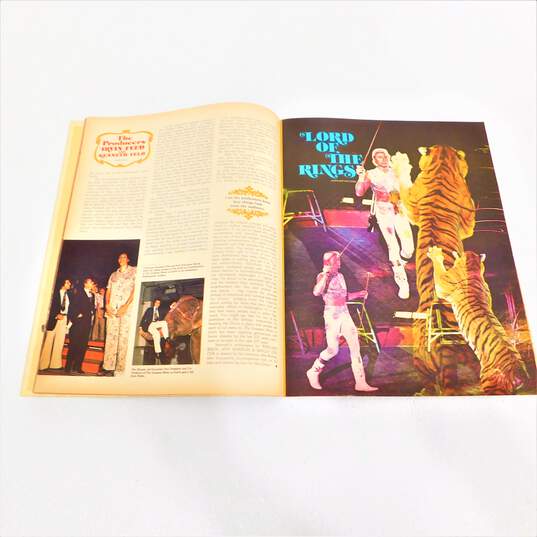 Ringling Bros and Barnum & Bailey Circus Program 1977 107th Edition image number 3