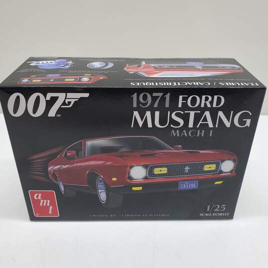 AMT 1:25 Scale Model 007 1971 Ford Mustang Mach 1 image number 1