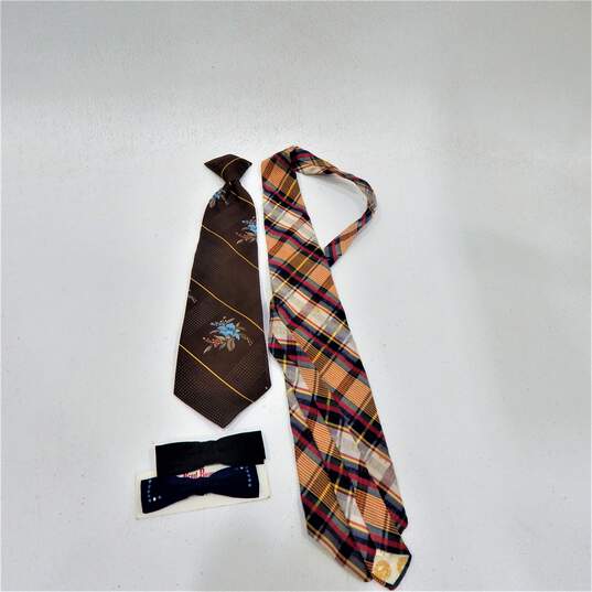 Vintage Men's Regular & Clip On Neckties Silk Cotton Blend Stripes Floral Print Bowtie image number 4