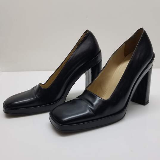 AUTHENTICATED Gucci Black Leather Square Toe Block Heels Size 6.5 image number 2