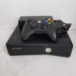 Microsoft Xbox 360 S 500GB Console Bundle with Games & Controller #5 alternative image