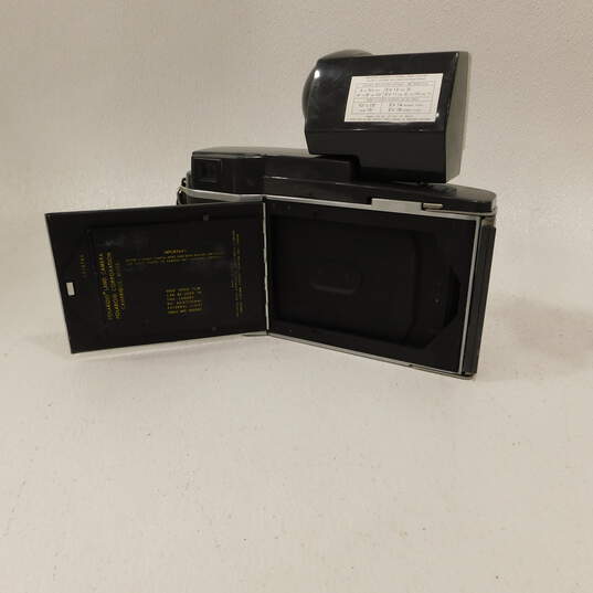 Polaroid 900 Electric Eye Folding Handheld Land Camera W/ Case & Light image number 3
