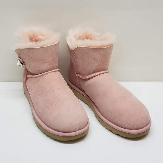 UGG Mini Bailey bow Pink Boots Women's size 9 image number 1