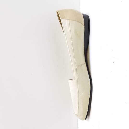 Enzo Angiolini Women's Ivory Flats Size 9 image number 2