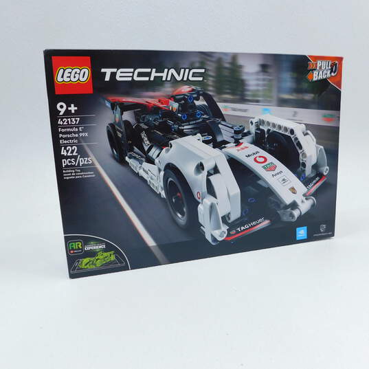 LEGO TECHNIC: Formula E Porsche 99X Electric (42137) image number 1
