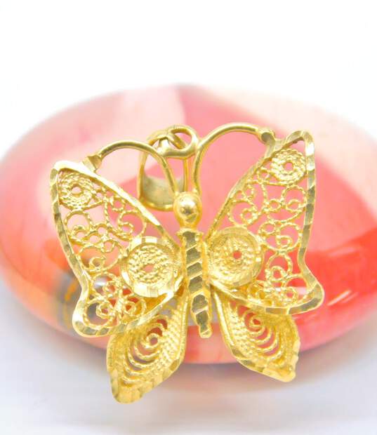 14k Yellow Gold Filigree Butterfly Pendant 2.7g image number 2