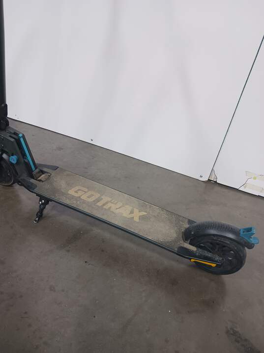 GoTrax G2 Plus Foldable Electric Scooter image number 2
