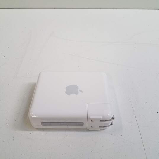 Apple AirPort Express Base Station (A1264) image number 3