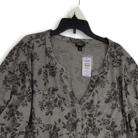 NWT Womens Gray Floral Roll Tab Sleeve Button Front Shirt Dress Size 4 image number 3