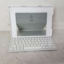 QODE Ultimate Keyboard Case iPad Air - silver - In Original Box - Untested alternative image