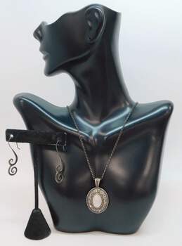 Carolyn Pollack Relios 925 Mother of Pearl Shell Cabochon Etched Scrolls Oval Pendant Necklace & Spirals Drop Earrings 13.8g