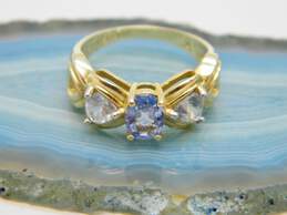 14k Yellow Gold Sapphire & White Topaz Cut Out Ring 4g