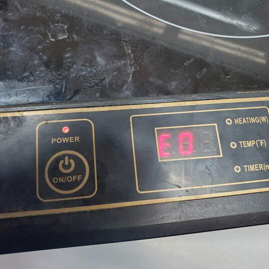 Duxtop Induction Cooktop Tested Powers ON image number 3