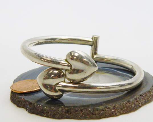 Taxco Mexico 925 Modernist Puffed Hearts Tips Bypass Hinged Bangle Bracelet 25.1g image number 4
