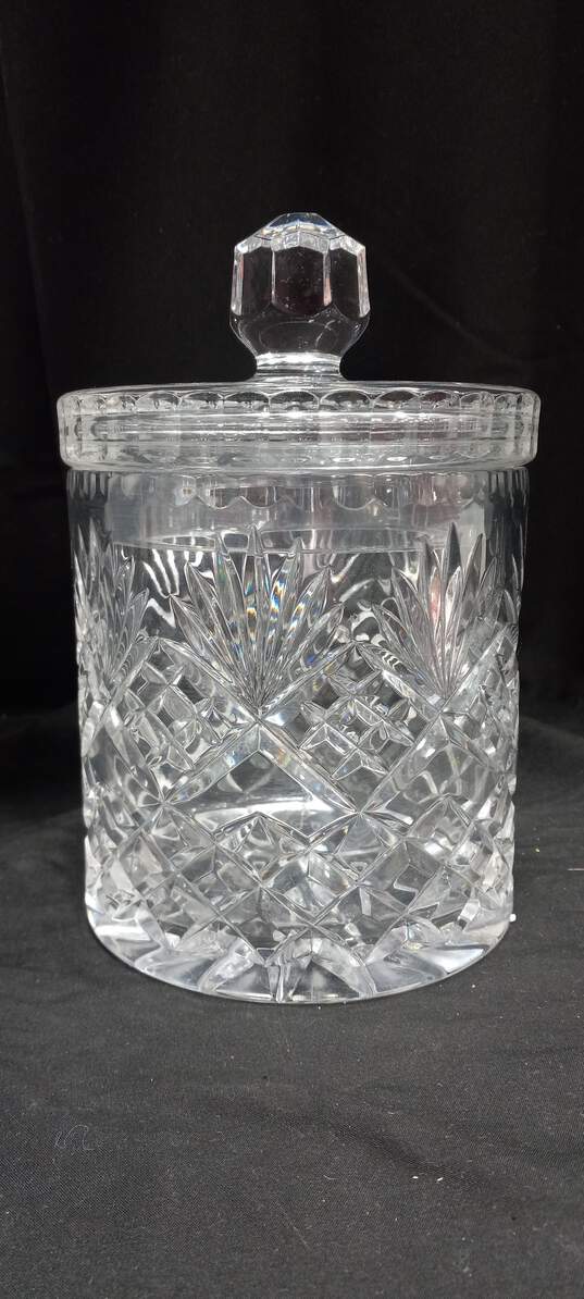 Crystal Clear Jar w/ Lid image number 1