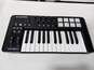 M-Audio Oxygen 25 USB MIDI Keyboard Controller in Box image number 2