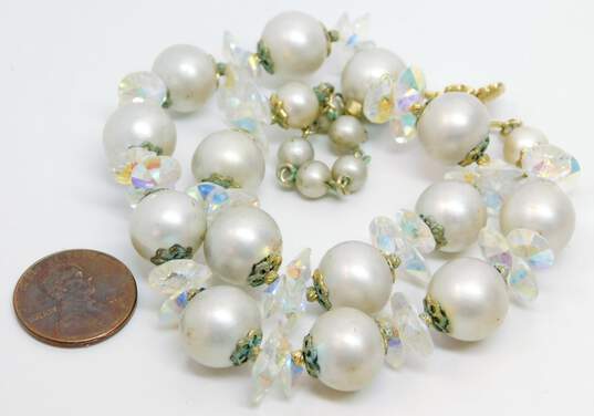 Vintage Vendome Faux Pearl & Aurora Borealis Beaded Gold Tone Necklace 55.4g image number 6
