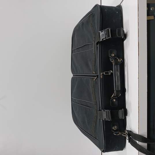 Black Samsonite Suitcase/Duffle image number 3