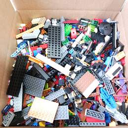 Bulk of Assorted Lego Building Blocks