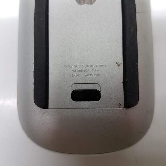Apple Magic Mouse Wireless Model A1296 image number 4