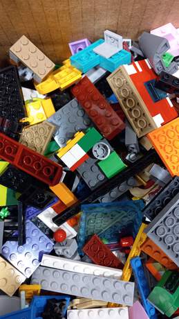 11Lb Lego Assorted Building Brick Bundle alternative image