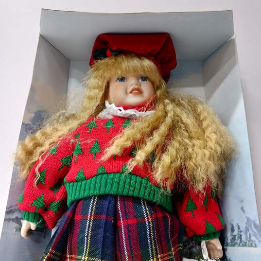 Soft Expression Holiday Classic Special Edition Doll image number 6