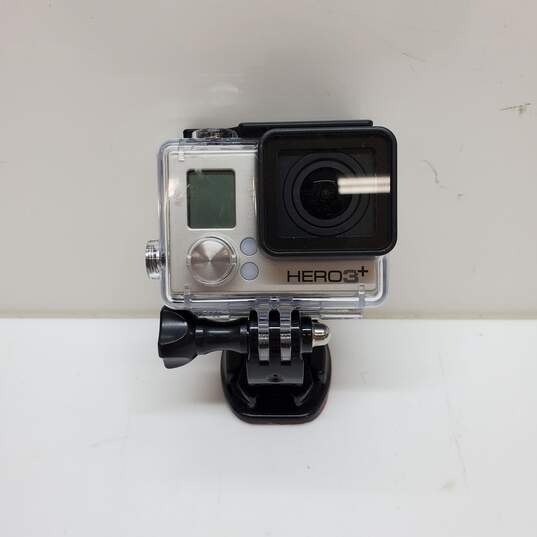 GoPro Hero 4 Silver with Waterproof Case image number 1