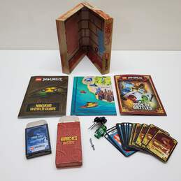 LEGO Ninjago Battle Box, Book, Game, Minifigure alternative image