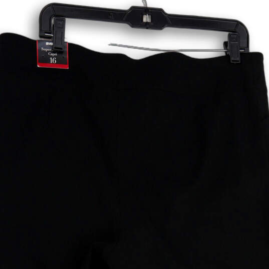 NWT Womens Black Elastic Waist Pull-On Floating Rivets Capri Pants Size 16 image number 4