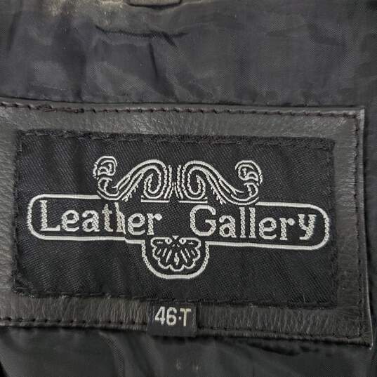Leather Gallery MN's Black Leather Vest w Decal Pins Size 46-T image number 4