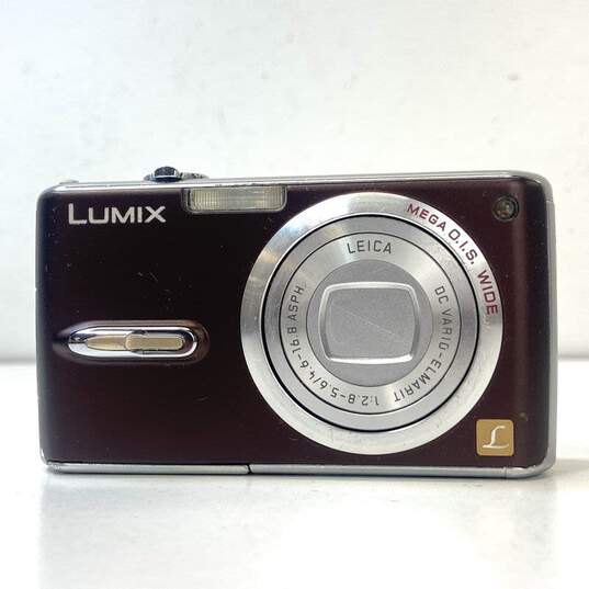 Panasonic Lumix DMC-FX07 7.2MP Compact Digital Camera image number 1