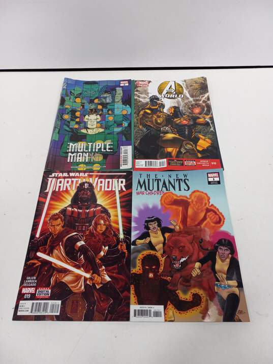 Bundle of 12 Assorted Marvel Comic Books image number 2