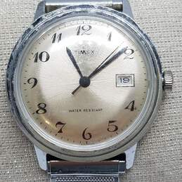 Vintage Timex 35mm Case Men's Stainless Steel Quartz Watch