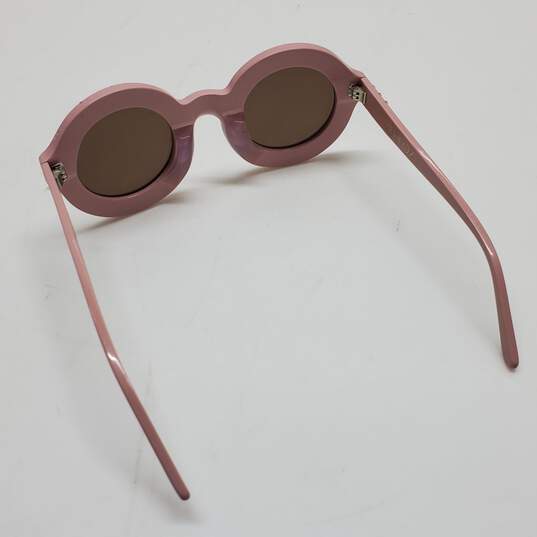 Wildfox Twiggy Pink Round Sunglasses image number 2