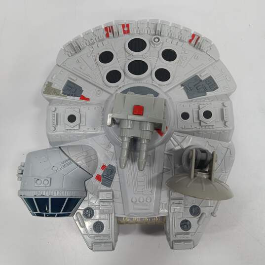 Star Wars Galactic Heroes Millennium Falcon image number 4