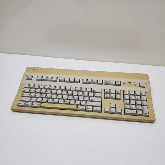 Vintage Apple Extended Keyboard II Model M3501 Mechanical (Untested) image number 1