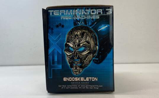 Gentle Giant Terminator 3 T-X Endoskeleton & Battle Damage T-850 Ornaments image number 4
