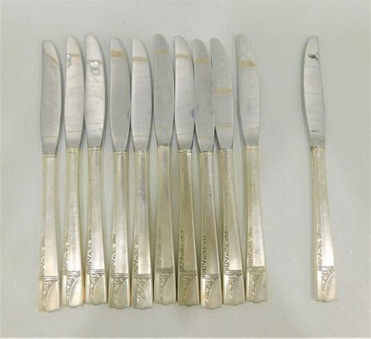 Oneida Nobility Plate Caprice Silver-plated Dinner Knives image number 1