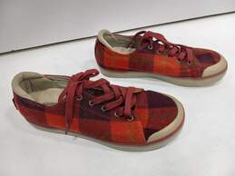 Women's Red Plaid Sneakers Size 9.5 alternative image