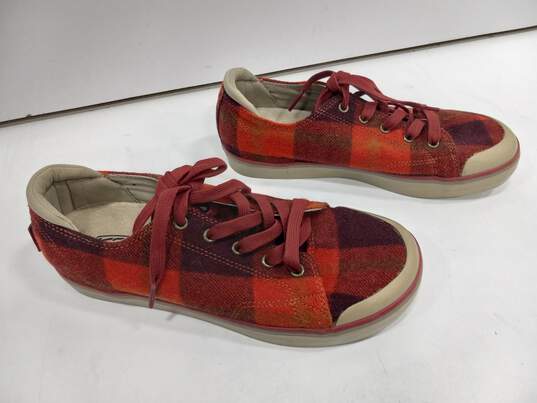 Women's Red Plaid Sneakers Size 9.5 image number 2