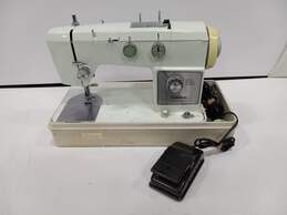 Vintage Montgomery Ward UHT J276 Signature Stretch Stitch Sewing Machine in Case alternative image