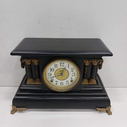 Vintage Mantle Clock image number 1