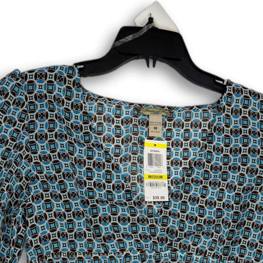 NWT Womens Blue Brown Geometric 3/4 Sleeve V-Neck Pullover Blouse Top Sz M image number 3